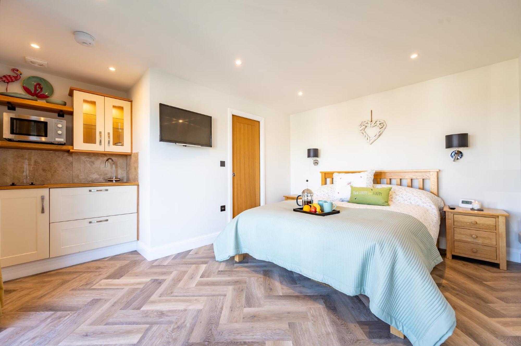 Aqua Blu Beach House Holiday Rental Pevensey Exterior photo